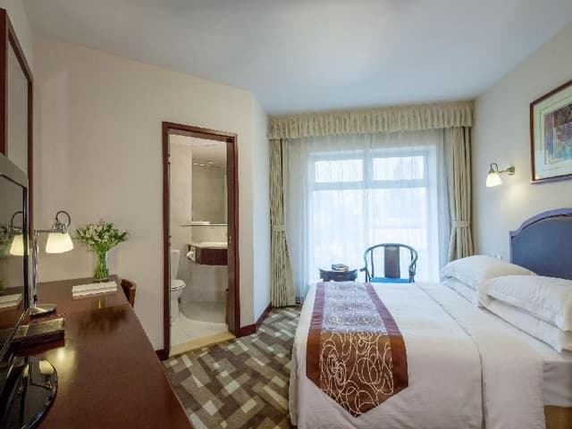 Standard King Room