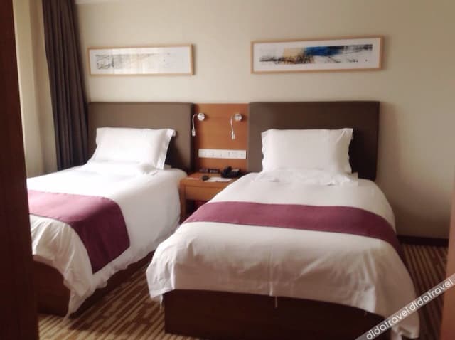 2-bed Room