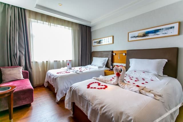 2-bed Room
