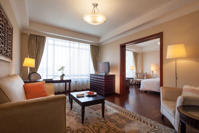 Deluxe King Room
