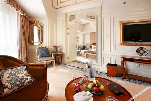 Busniess Suite (Gift package)
