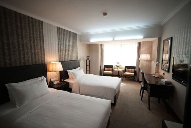 Standard Twin Room, City View