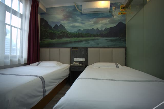 Business Room (2 beds)