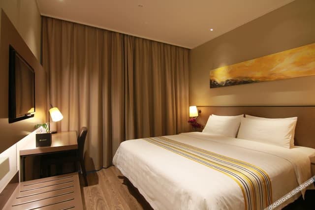 Business Double Room