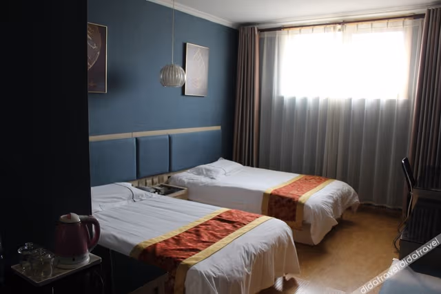Business Standard Room