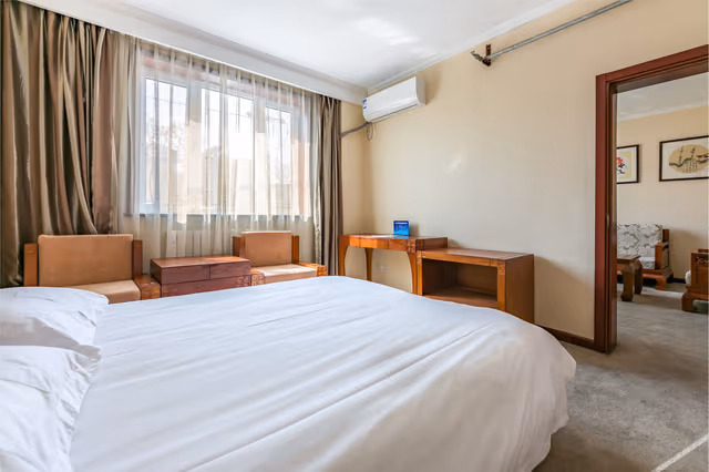 Deluxe Suite