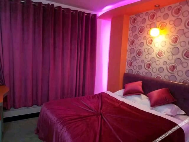 Deluxe Queen Room