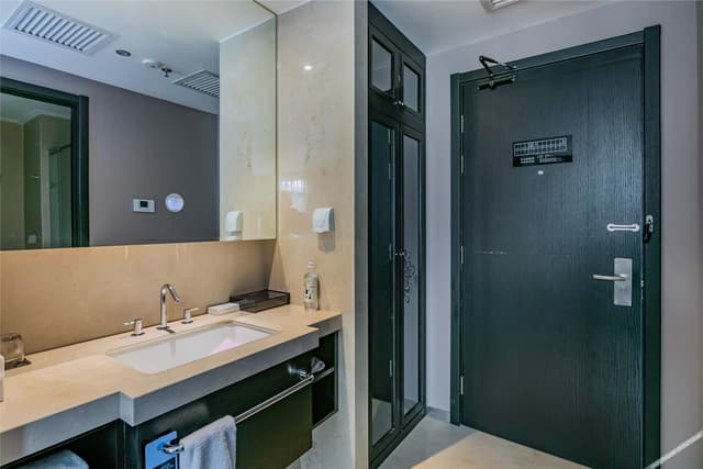 Business Twin Room