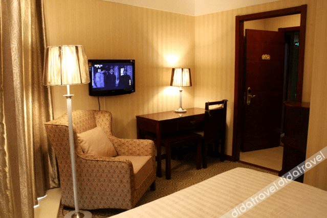Superior Queen Room