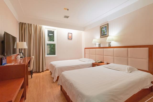 Standard Room (No Window)