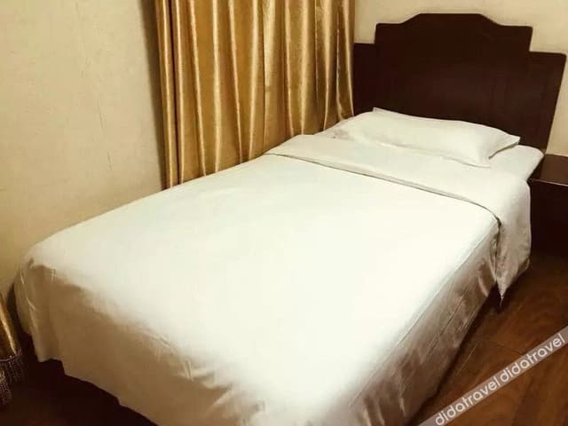 Economy Single Room
