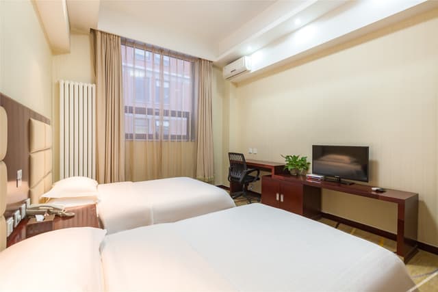 Fashionable Twin Room