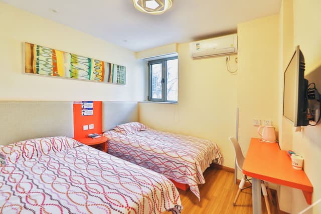 2-bed Room
