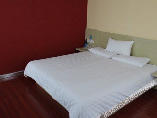 Business Room (2 beds)