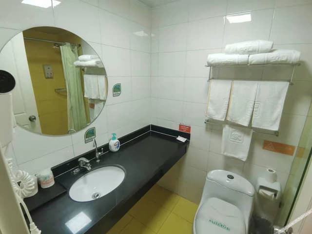 Queen Room