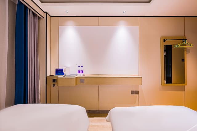 Standard Room (2 beds)