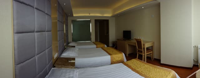 Triple Room