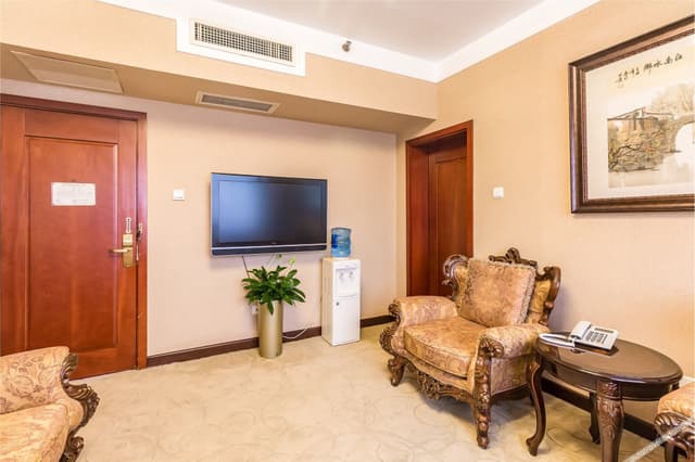 Business suite