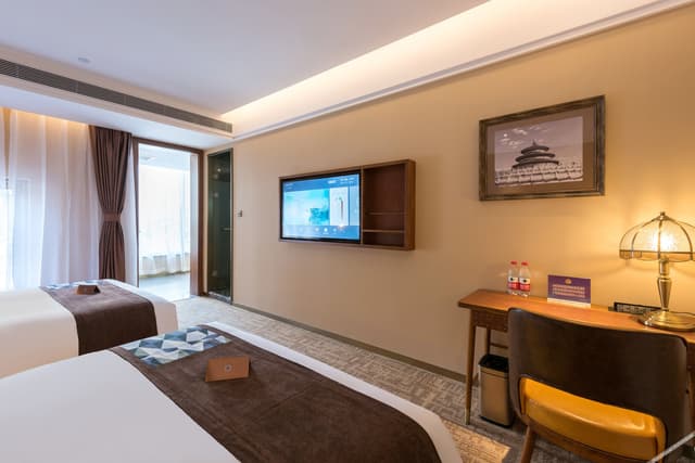Feifan Family Room