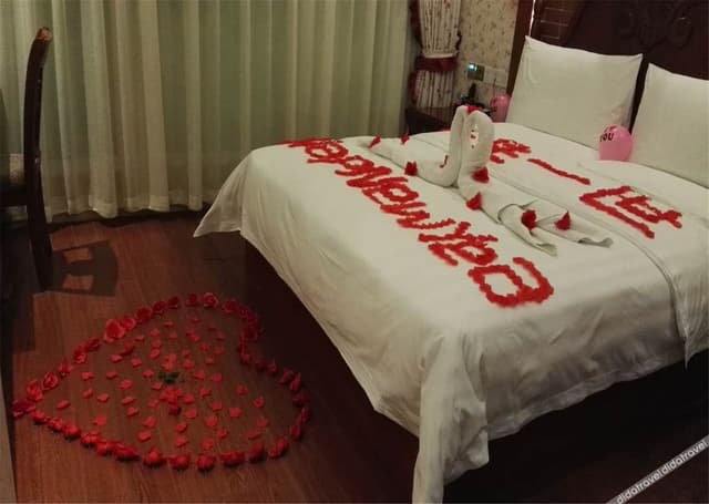 Deluxe Themed Queen Room