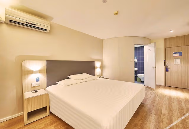 Single Room (Without Window)