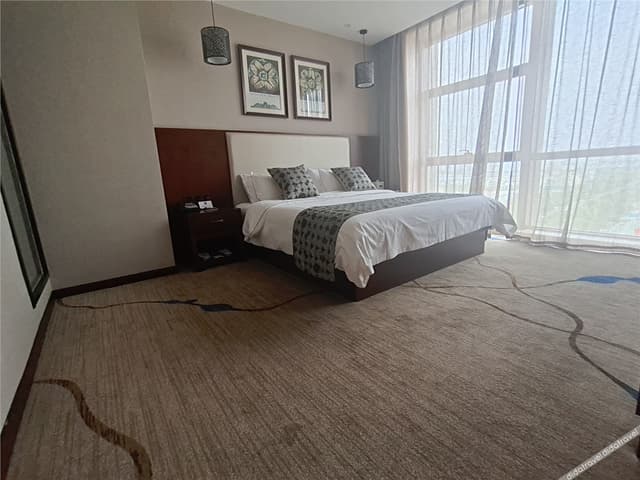 Deluxe Family Suite