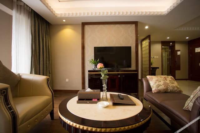 2-Bedroom Deluxe Suite
