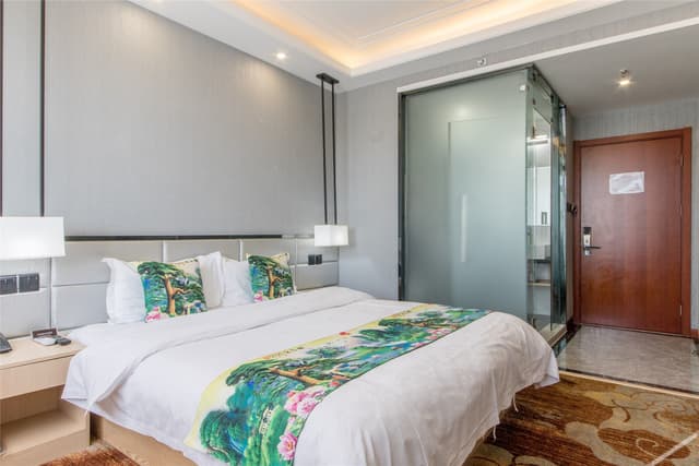 Superior Queen Room