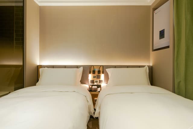 Boutique 2-bed Room