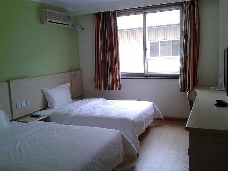 7 Days Inn Beijing Yizhuang Culture Zone Subway Station Walmart Branch2