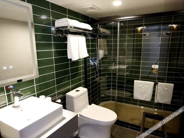 Business Room (2 beds)