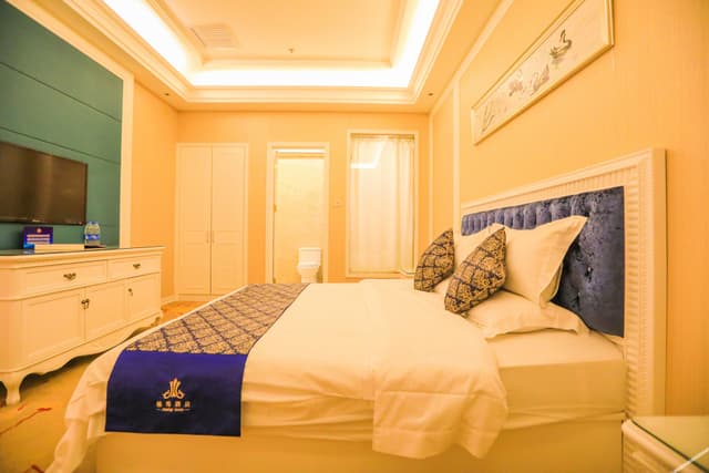 Presidential Recreation Suite