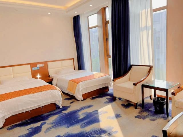 Family Suite, Courtyard View