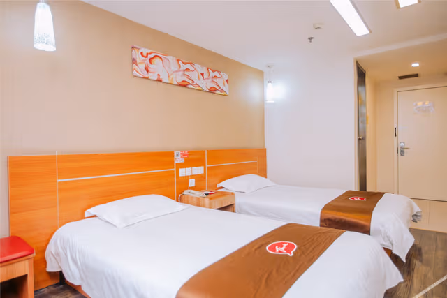 Business Standard Room