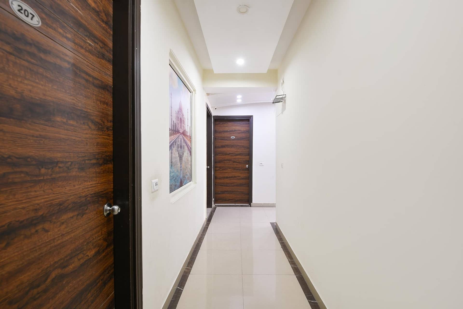 FabHotel Reconnect Suites FabHotel Reconnect Suites