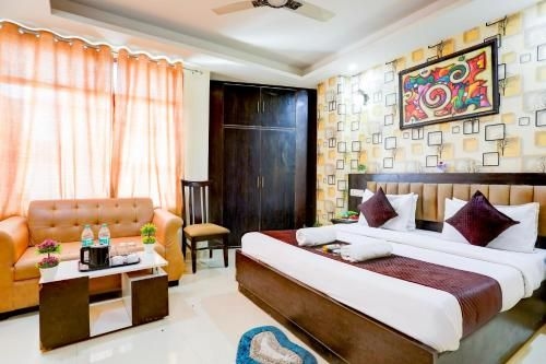 Hotel Royal Sky Luxury Near Delhi Airport3