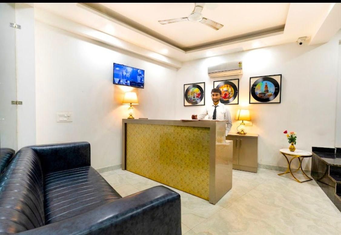 Hotel Evergreen Stay1