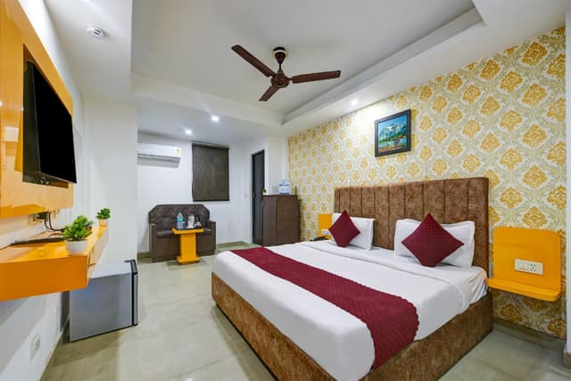 Premium Deluxe Room