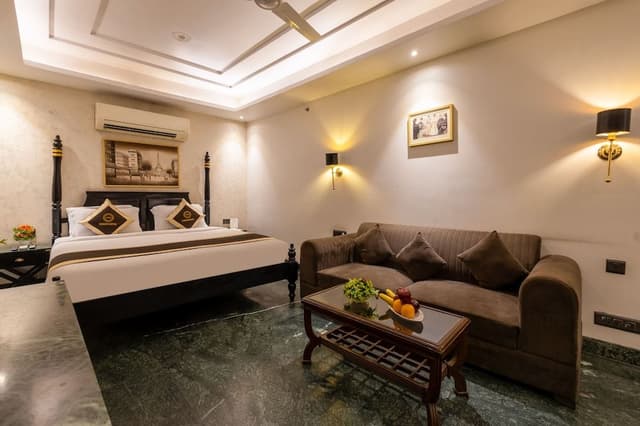 Executive Room