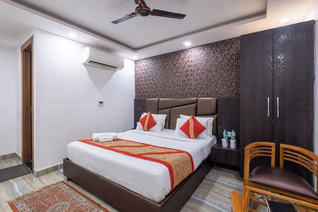 Deluxe Room, 1 King Bed