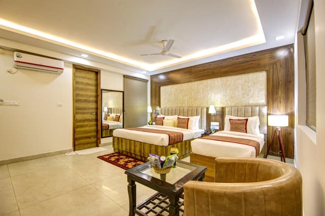 Triple Bed Room