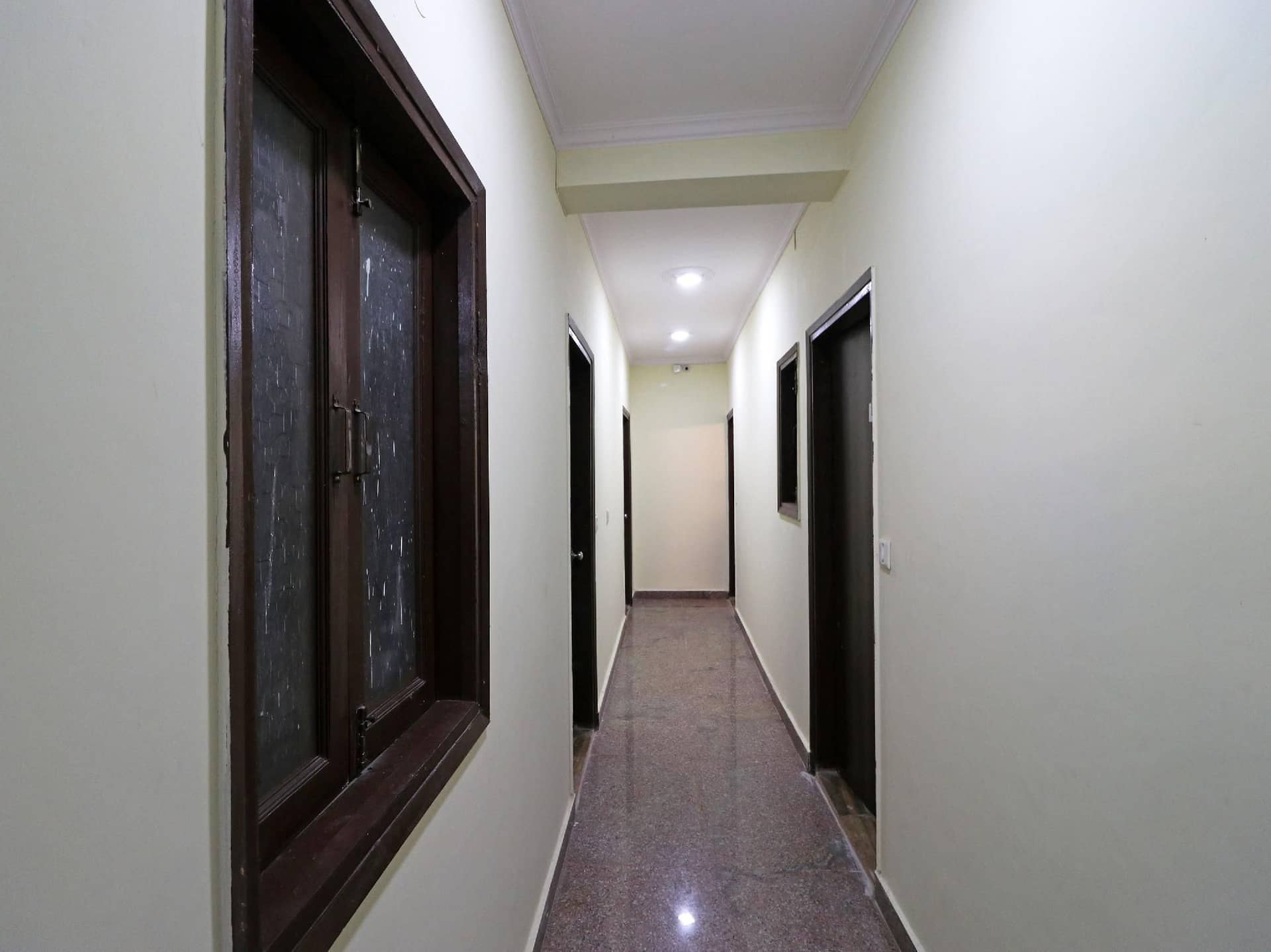 Collection O Mahipalpur Near Road no. 6 Collection O Mahipalpur Near Road no. 6