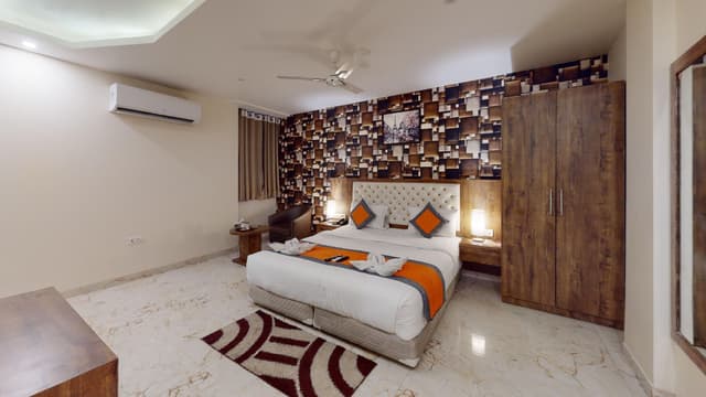 Executive Room