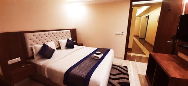 Deluxe Double or Twin Room