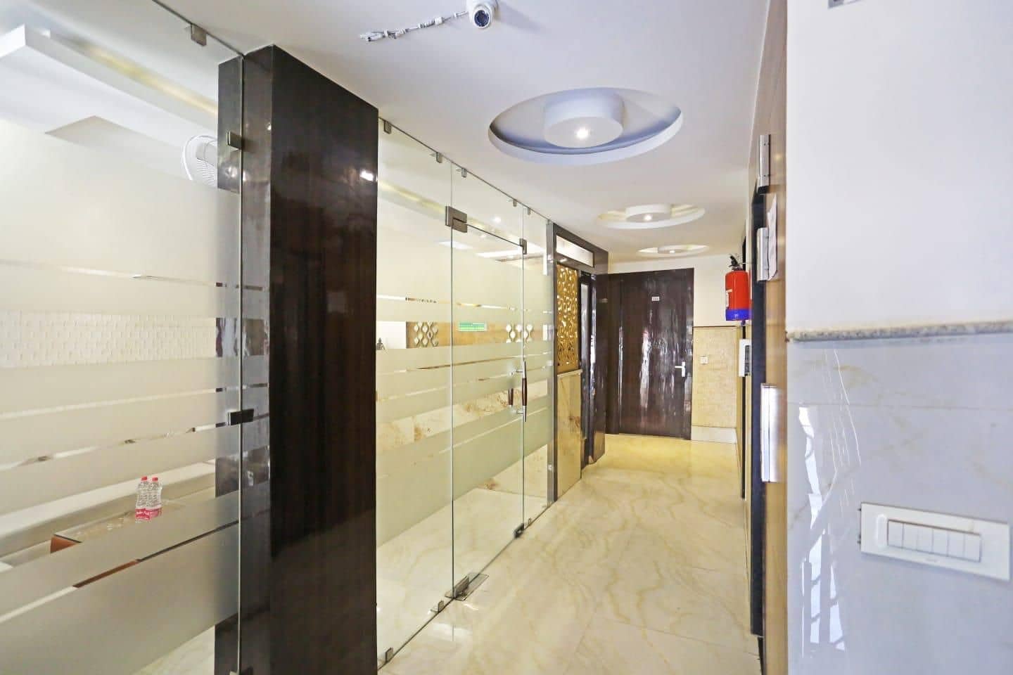 Hotel Iconic Suite - Near Delhi Airport Hotel Iconic Suite - Near Delhi Airport