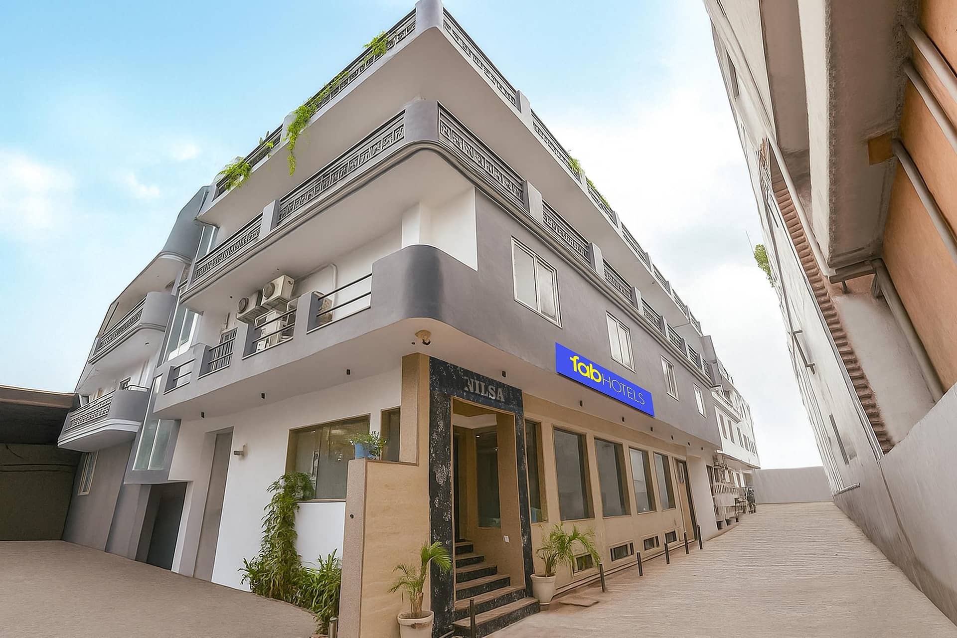 FabHotel The Nilsa FabHotel The Nilsa