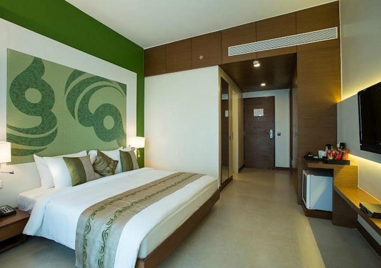 Hotel Atlantis Suites Near Delhi Airport1