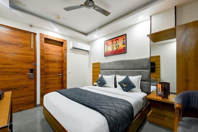Deluxe Double or Twin Room, City View
