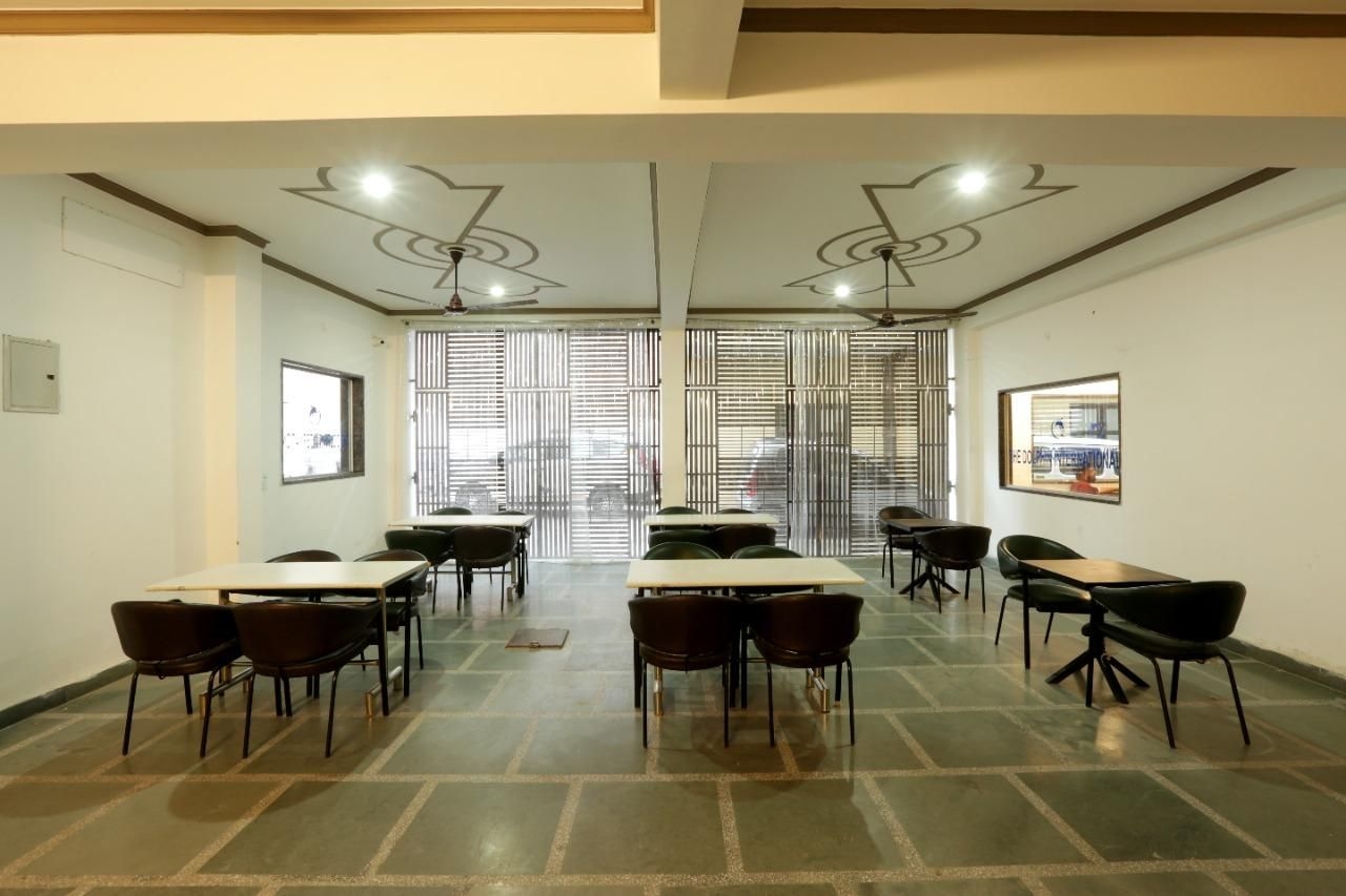โฮเทล ดอลฟิน แอท เดลี แอร์พอร์ต (Hotel Dolphin at Delhi Airport)3