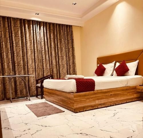 โฮเทล โอ เบรนท์ วูด (Hotel O Brent wood)2